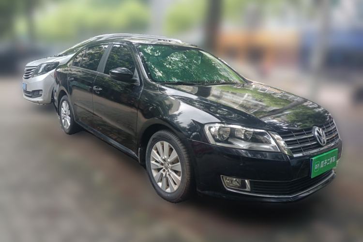Used Volkswagen Lavida 2013 Restyled Classic 1.6L Automatic Comfort Edition Front Right 45 Deg