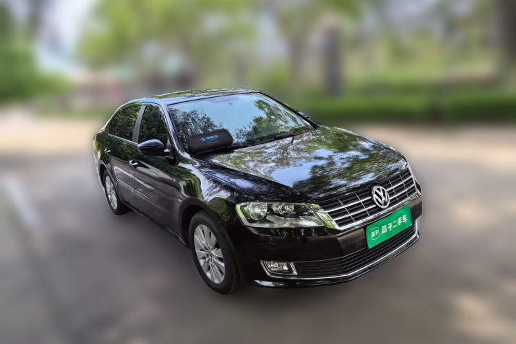 Used Volkswagen Lavida 2013 Revised Classic 1.6L Manual Fashion Edition Front Right 45 Deg