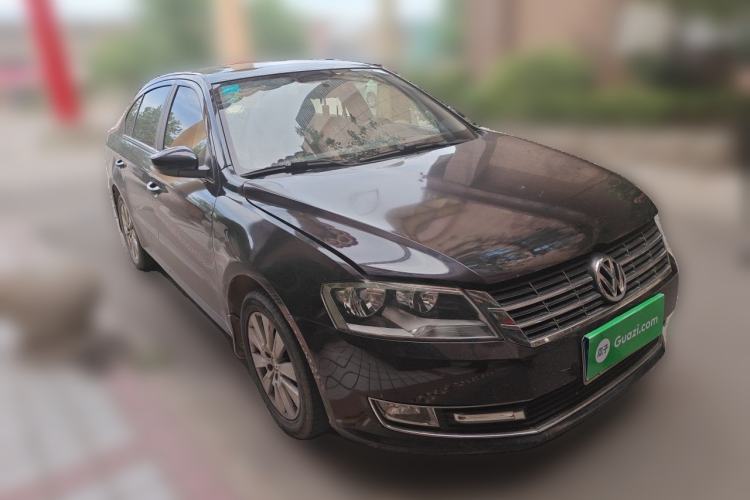 Used Volkswagen Lavida 2013 Restyled Classic 1.6L Manual Comfort Edition Front Right 45 Deg