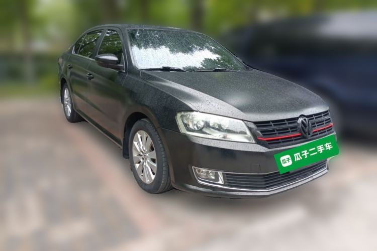 Used Volkswagen Lavida 2013 1.4TSI DSG Comfort Edition Front Right 45 Deg