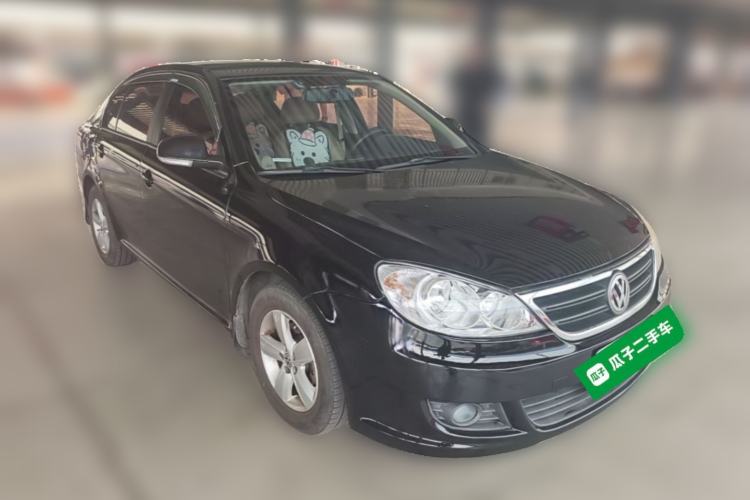 Used Volkswagen Lavida 2013 Classic 1.6L Manual Fashion Edition Front Right 45 Deg