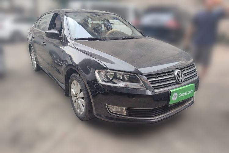 Used Volkswagen Lavida 2013 Restyled Classic 1.6L Manual Comfort Edition Front Right 45 Deg