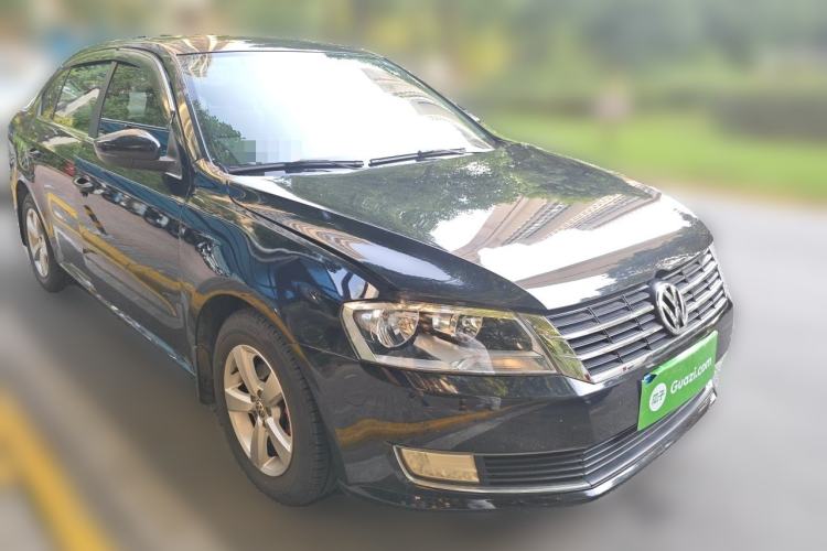 Used Volkswagen Lavida 2013 Revised Classic 1.6L Manual Fashion Edition Front Right 45 Deg