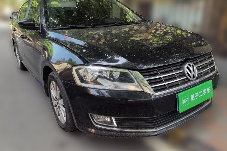 Used Volkswagen Lavida 2013 Revised Version 1.4 TSI DSG Comfort Edition Front Right 45 Deg