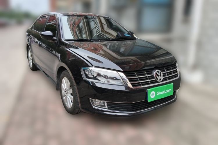 Used Volkswagen Lavida 2013 Restyled Classic 1.6L Automatic Comfort Edition Front Right 45 Deg