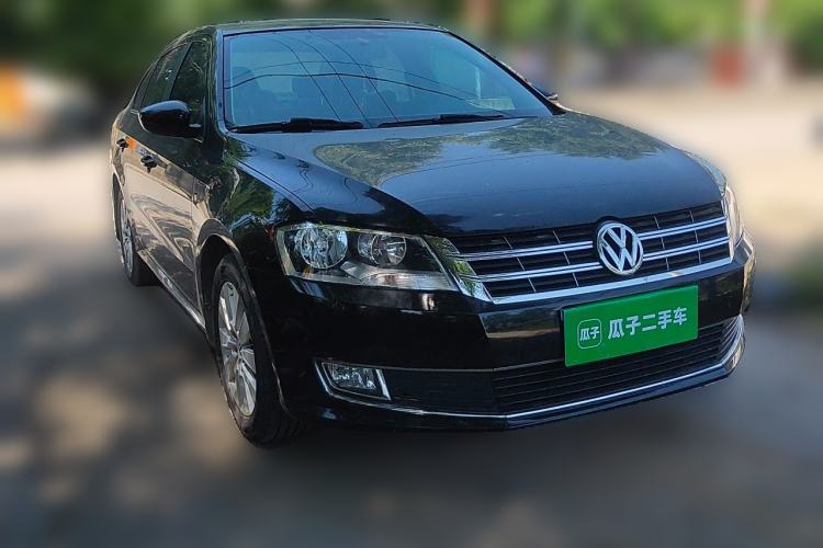 Used Volkswagen Lavida 2013 Restyled Classic 1.6L Manual Comfort Edition Front Right 45 Deg
