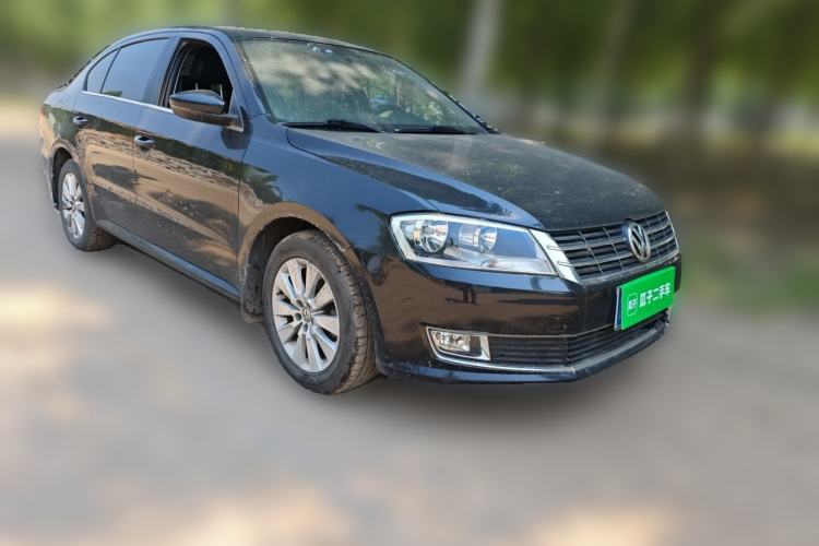 Used Volkswagen Lavida 2013 Restyled Classic 1.6L Manual Comfort Edition Front Right 45 Deg