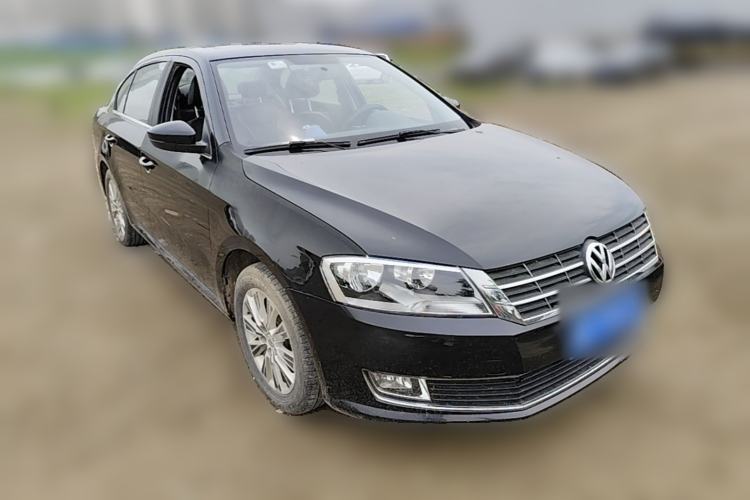 Used Volkswagen Lavida 2013 Restyled Classic 1.6L Manual Comfort Edition Front Right 45 Deg