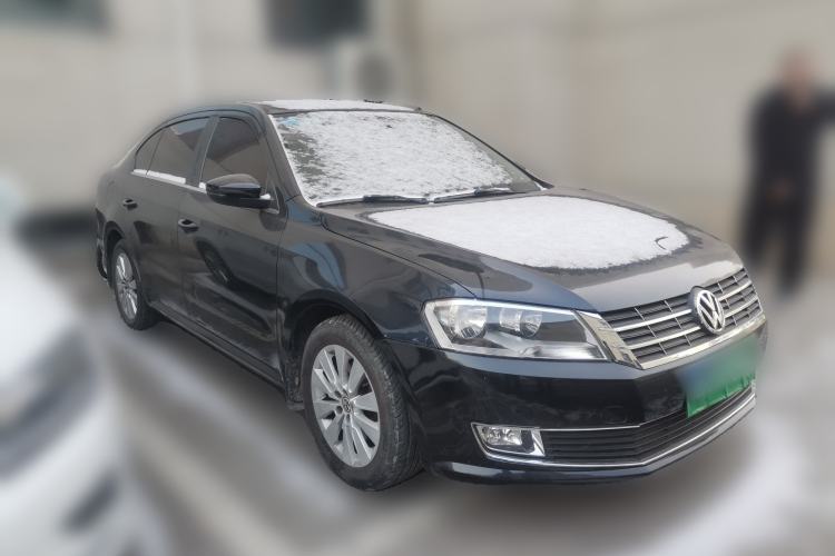 Used Volkswagen Lavida 2013 Revised Version 1.4 TSI Manual Comfort Edition Front Right 45 Deg