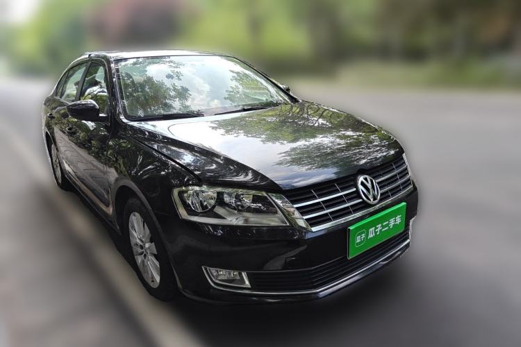 Used Volkswagen Lavida 2013 Revised Version 1.4 TSI DSG Comfort Edition Front Right 45 Deg