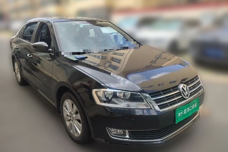 Used Volkswagen Lavida 2013 Restyled Classic 1.6L Manual Comfort Edition Front Right 45 Deg