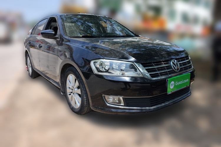 Used Volkswagen Lavida 2013 1.6L Manual Comfort Edition Front Right 45 Deg
