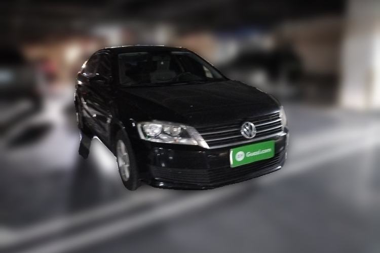 Used Volkswagen Lavida 2013 Revised Classic 1.6L Manual Fashion Edition Front Right 45 Deg