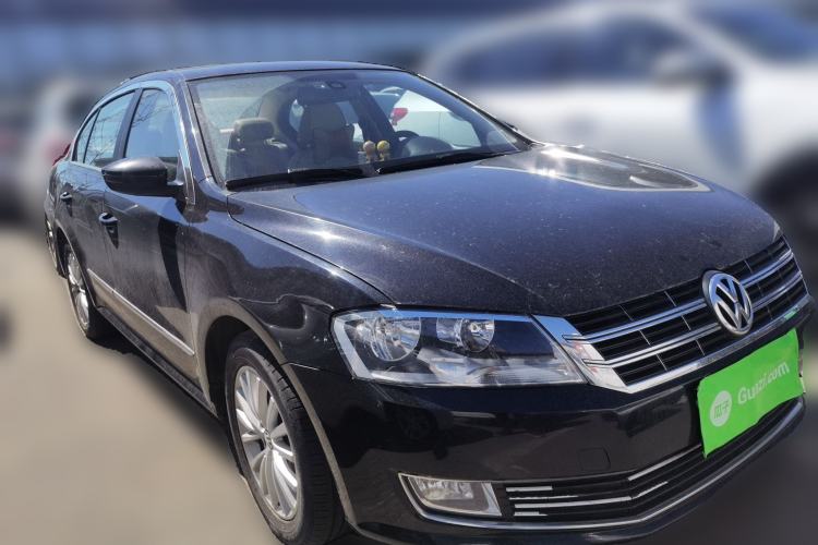 Used Volkswagen Lavida 2013 Revised Version 1.4 TSI Manual Luxury Edition Front Right 45 Deg