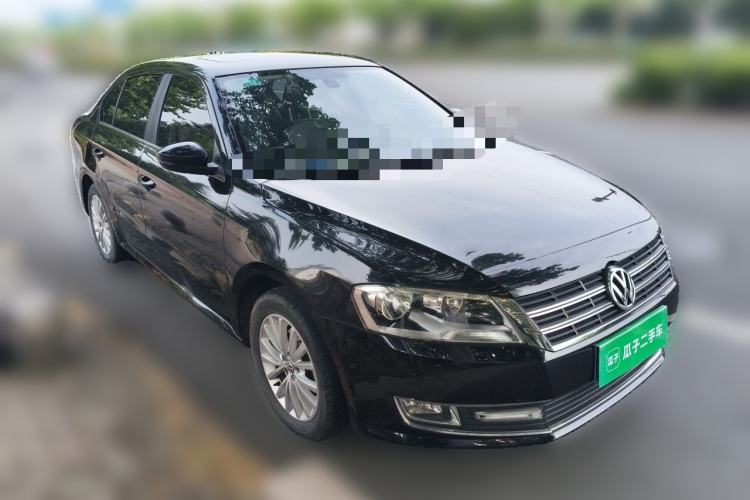 Used Volkswagen Lavida 2013 Revised Version 1.6L Automatic Luxury Edition Front Right 45 Deg