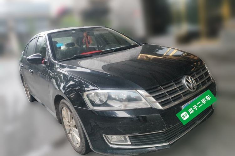 Used Volkswagen Lavida 2013 Restyled Classic 1.6L Manual Comfort Edition Front Right 45 Deg