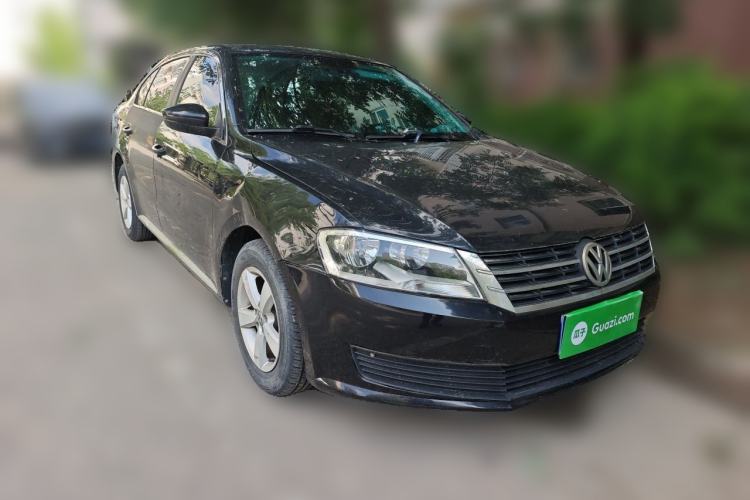 Used Volkswagen Lavida 2013 Revised Classic 1.6L Automatic Fashion Edition Front Right 45 Deg