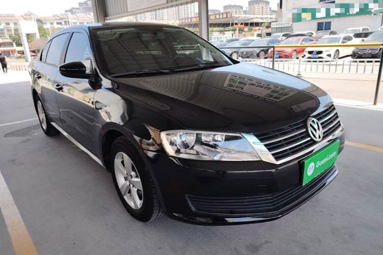 Used Volkswagen Lavida 2013 Revised Classic 1.6L Automatic Fashion Edition Front Right 45 Deg