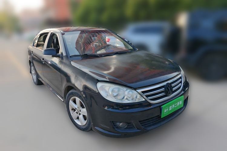 Used Volkswagen Lavida 2013 Classic 1.6L Manual Fashion Edition Front Right 45 Deg