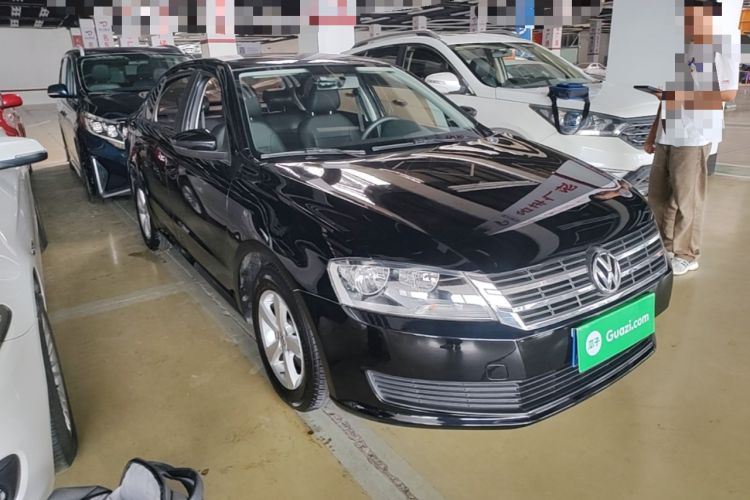Used Volkswagen Lavida 2013 Revised Classic 1.6L Automatic Fashion Edition Front Right 45 Deg
