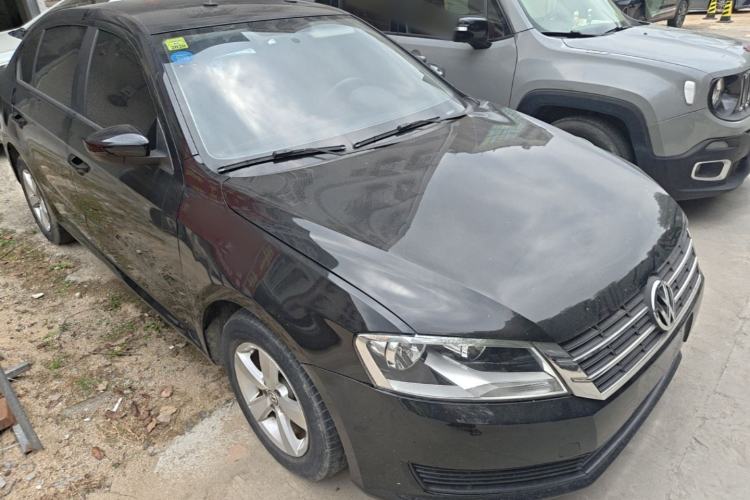Used Volkswagen Lavida 2013 Revised Classic 1.6L Automatic Fashion Edition Front Right 45 Deg