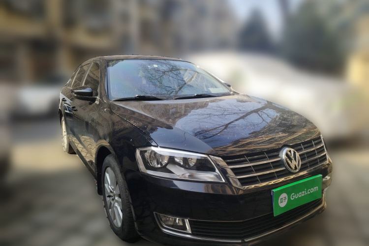 Used Volkswagen Lavida 2013 Restyled Classic 1.6L Automatic Comfort Edition Front Right 45 Deg