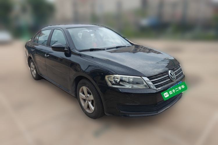 Used Volkswagen Lavida 2013 Revised Classic 1.6L Automatic Fashion Edition Front Right 45 Deg