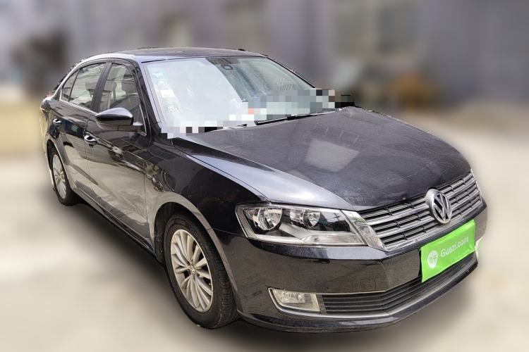 Used Volkswagen Lavida 2013 1.4 TSI Manual Luxury Edition Front Right 45 Deg