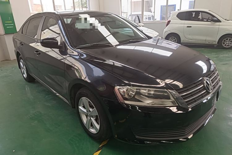 Used Volkswagen Lavida 2013 Revised Classic 1.6L Automatic Fashion Edition Front Right 45 Deg