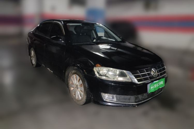 Used Volkswagen Lavida 2013 1.4TSI Manual Comfort Edition Front Right 45 Deg