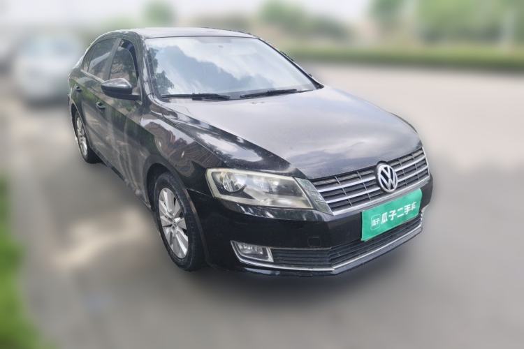 Used Volkswagen Lavida 2013 Restyled Classic 1.6L Manual Comfort Edition Front Right 45 Deg