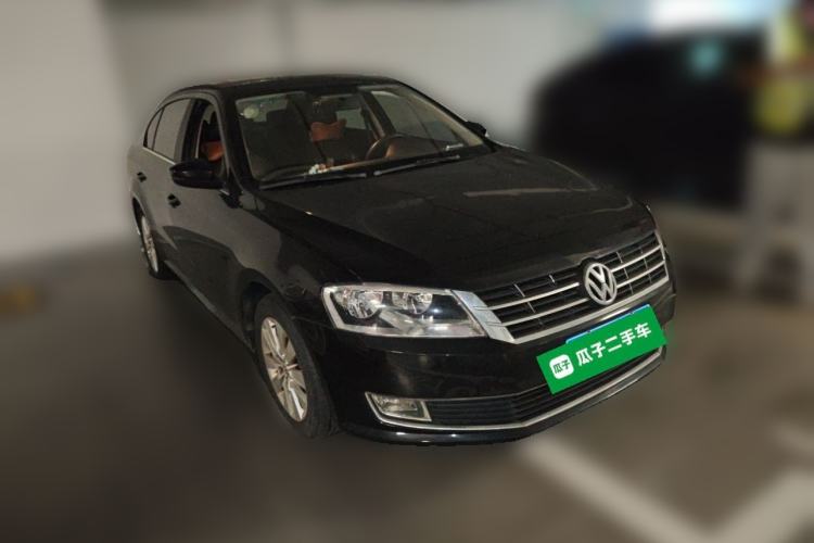 Used Volkswagen Lavida 2013 Revised Version 1.4 TSI DSG Comfort Edition Front Right 45 Deg