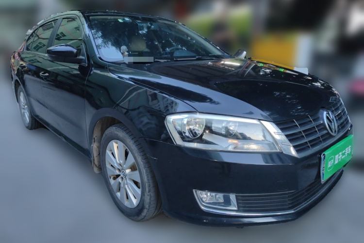Used Volkswagen Lavida 2013 1.6L Automatic Comfort Edition Front Right 45 Deg