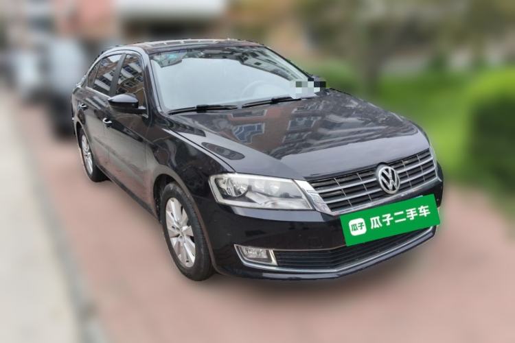 Used Volkswagen Lavida 2013 Restyled Classic 1.6L Automatic Comfort Edition Front Right 45 Deg