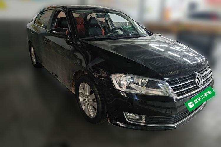 Used Volkswagen Lavida 2013 1.6L Manual Comfort Edition Front Right 45 Deg