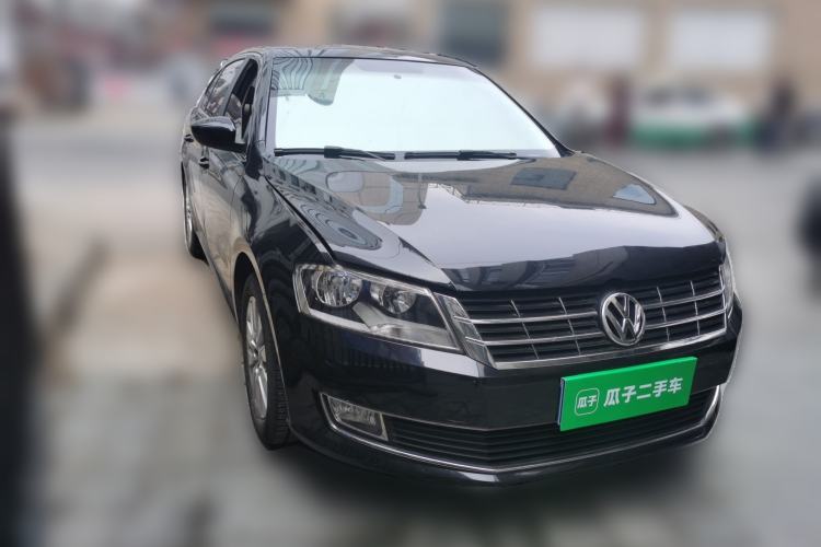Used Volkswagen Lavida 2013 1.4TSI DSG Comfort Edition Front Right 45 Deg