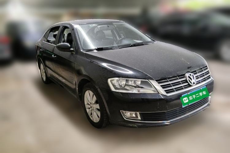 Used Volkswagen Lavida 2013 Revised Version 1.4 TSI DSG Comfort Edition Front Right 45 Deg