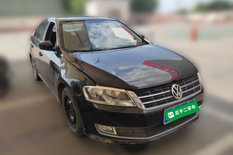 Used Volkswagen Lavida 2013 1.4TSI Manual Comfort Edition Front Right 45 Deg