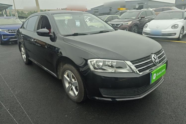 Used Volkswagen Lavida 2013 Revised Classic 1.6L Manual Fashion Edition Front Right 45 Deg