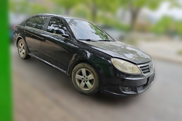 Used Volkswagen Lavida 2013 Classic 1.6L Manual Fashion Edition Front Right 45 Deg