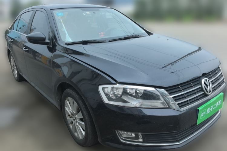 Used Volkswagen Lavida 2013 Restyled Classic 1.6L Automatic Comfort Edition Front Right 45 Deg