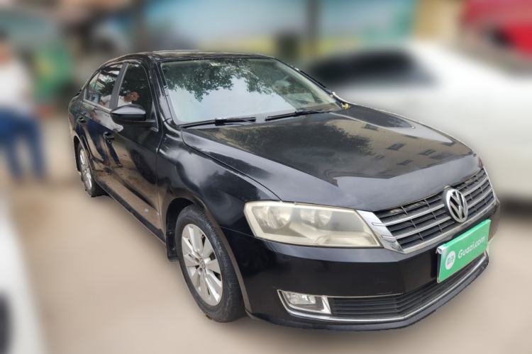 Used Volkswagen Lavida 2013 1.4TSI Manual Comfort Edition Front Right 45 Deg