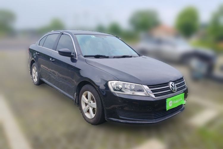 Used Volkswagen Lavida 2013 Revised Classic 1.6L Manual Fashion Edition Front Right 45 Deg