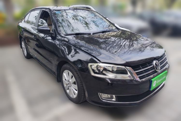 Used Volkswagen Lavida 2013 Restyled Classic 1.6L Manual Comfort Edition Front Right 45 Deg