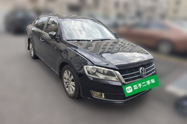 Used Volkswagen Lavida 2013 1.4TSI DSG Comfort Edition Front Right 45 Deg