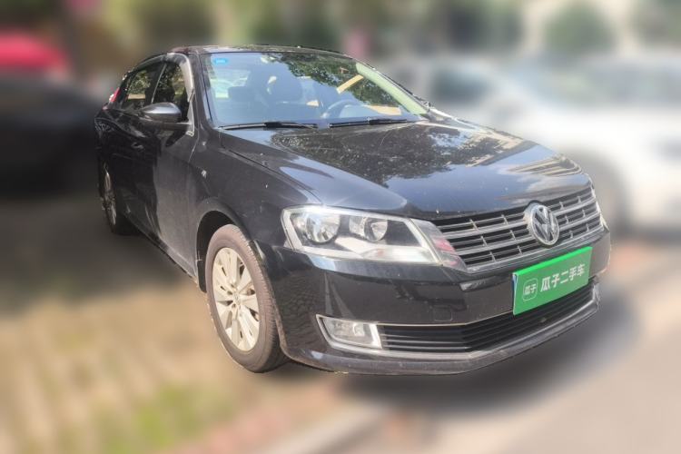 Used Volkswagen Lavida 2013 Restyled Classic 1.6L Automatic Comfort Edition Front Right 45 Deg