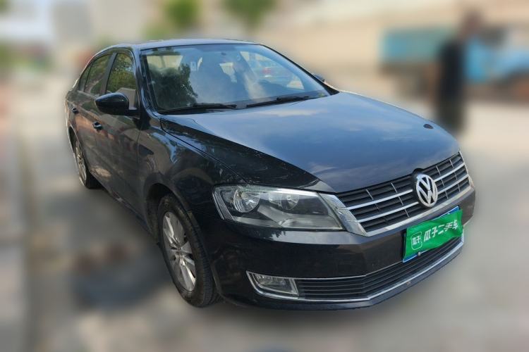 Used Volkswagen Lavida 2013 1.6L Manual Comfort Edition Front Right 45 Deg