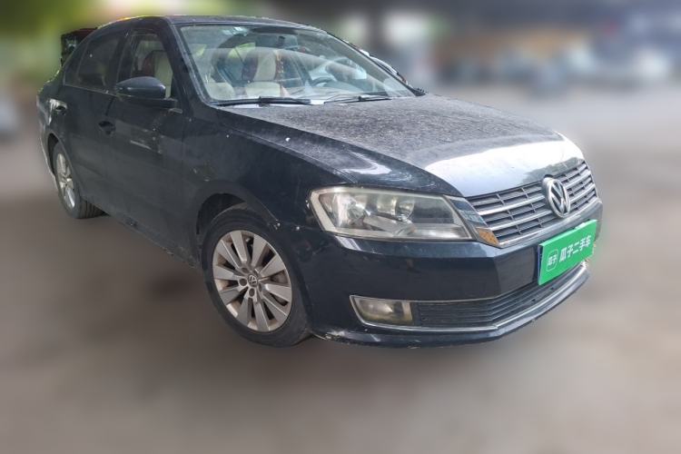 Used Volkswagen Lavida 2013 1.4TSI Manual Comfort Edition Front Right 45 Deg
