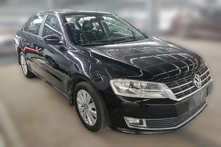 Used Volkswagen Lavida 2013 Restyled Classic 1.6L Automatic Comfort Edition Front Right 45 Deg
