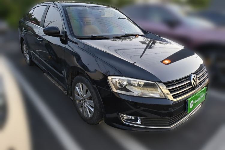 Used Volkswagen Lavida 2013 1.6L Automatic Comfort Edition Front Right 45 Deg